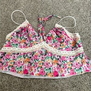 SHEIN Multicolor Floral Lace Tank Top cropped half top